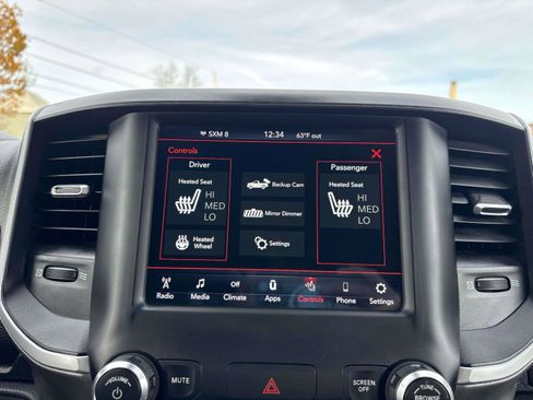 Used 2021 RAM 1500 Big Horn image 25