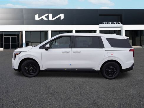 New 2026 Kia Carnival LXS image 6