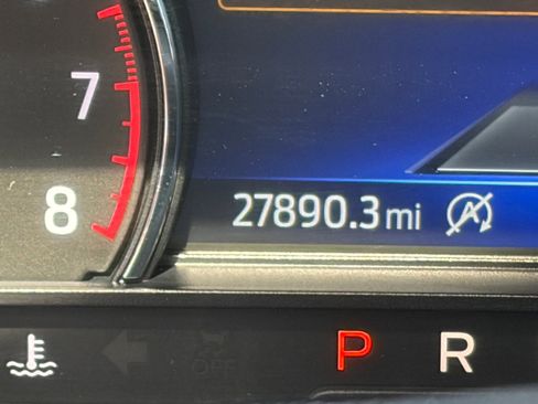 Used 2023 Ford Explorer XLT w/ Equipment Group 202A image 23