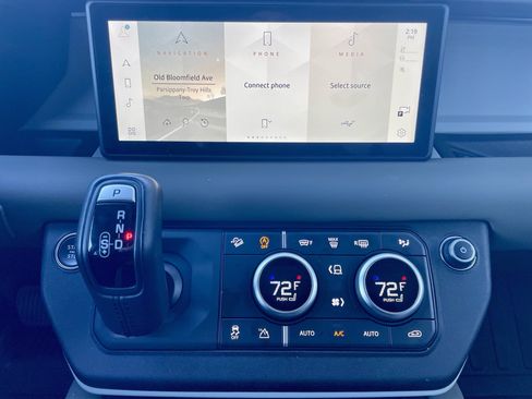 Certified 2024 Land Rover Defender 110 S image 19