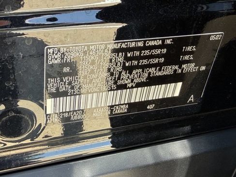 Used 2022 Toyota RAV4 XLE Premium FWD image 29