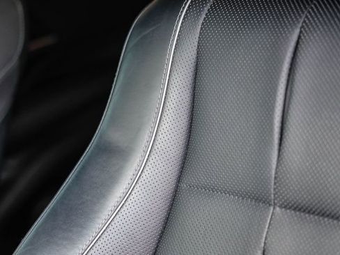 Used 2021 Mercedes-Benz GLE 450 4MATIC image 25