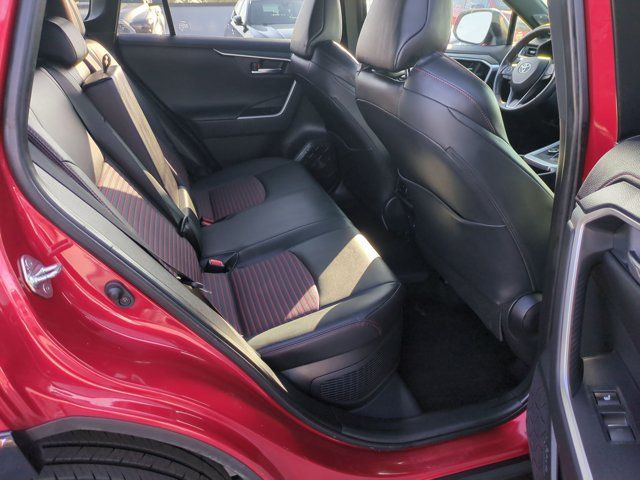 Used 2024 Toyota RAV4 XSE w/ Weather Package AWD/4WD image 20