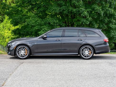 Used 2021 Mercedes-Benz E 63 AMG S image 3