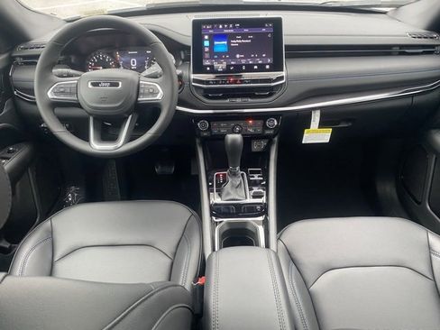 New 2026 Jeep Compass Limited image 33