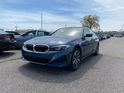 New 2026 BMW 330i xDrive Sedan w/ Premium Package