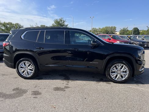 Used 2026 GMC Acadia Elevation w/ Elevation Premium Package AWD/4WD image 4