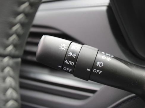 New 2026 Subaru Forester Premium AWD/4WD image 30