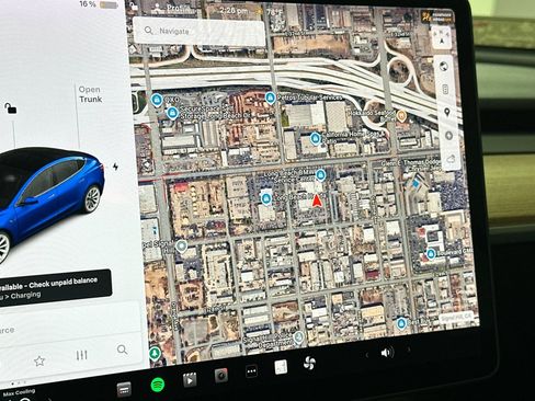 Used 2021 Tesla Model 3 Long Range image 23