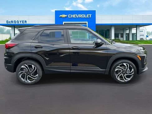 New 2026 Chevrolet TrailBlazer RS w/ Driver Confidence Package AWD/4WD image 5