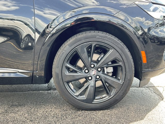 Certified 2023 Buick Envision Essence w/ Sport Touring Package AWD/4WD image 16