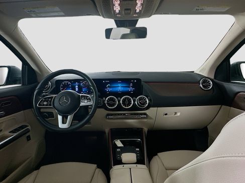 Certified 2023 Mercedes-Benz GLA 250 4MATIC image 28