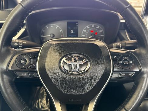 Used 2025 Toyota Corolla SE w/ Convenience Package image 23