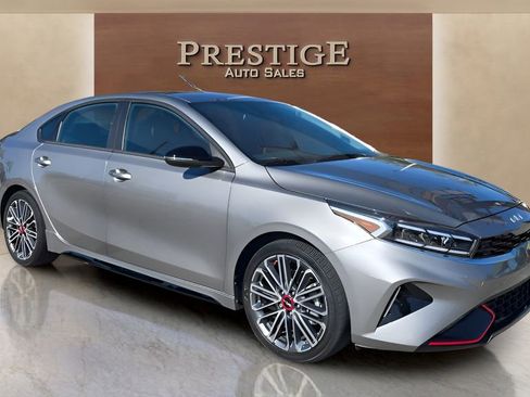 Used 2022 Kia Forte GT image 15