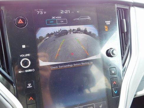 Used 2024 Subaru Outback Premium image 32