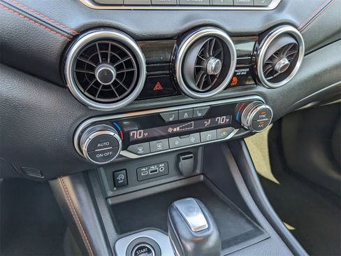 Used 2024 Nissan Sentra SR w/ SR Premium Package image 26