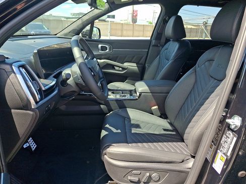 New 2026 Kia Sorento SX Prestige AWD/4WD image 9