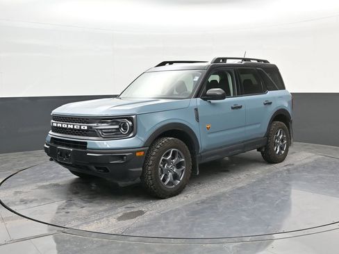 Used 2022 Ford Bronco Sport Badlands AWD/4WD image 3