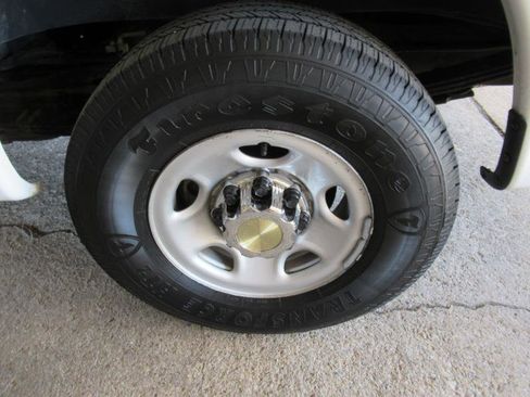 Used 2019 Chevrolet Express 2500 2500 Cargo w/ Communications Package image 38