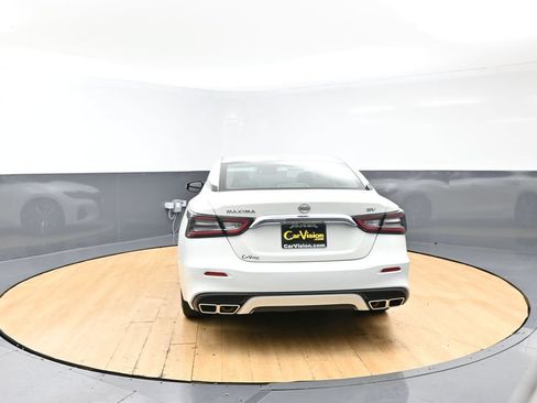Used 2023 Nissan Maxima SV w/ Floor Mat Group FWD image 4