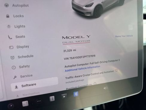 Used 2023 Tesla Model Y Long Range AWD/4WD image 15