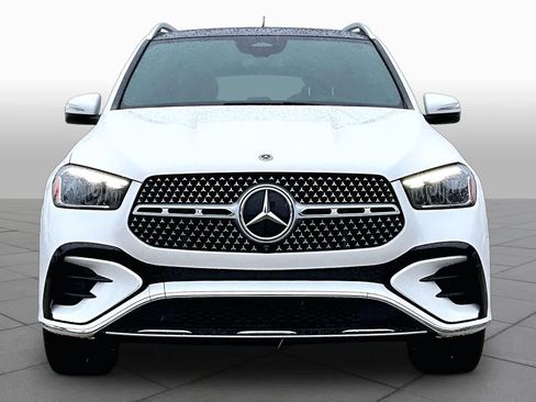 Used 2024 Mercedes-Benz GLE 350 4MATIC w/ AMG Line Exterior image 4