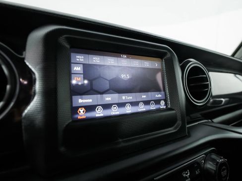 Used 2022 Jeep Wrangler Unlimited Sport AWD/4WD image 24