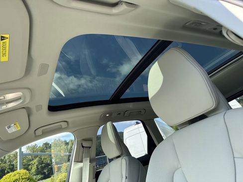 New 2025 Volvo XC60 T8 Plus w/ Protection Package Premier image 10