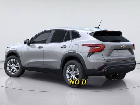 New 2026 Chevrolet Trax LS w/ Driver Confidence Package FWD image 3