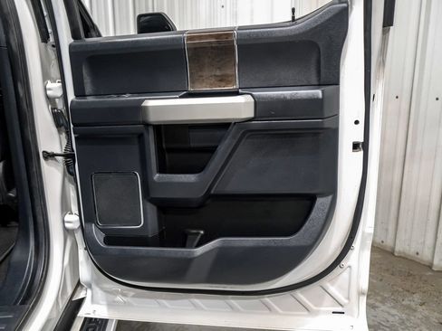 Used 2022 Ford F350 Lariat w/ Lariat Value Package AWD/4WD image 47