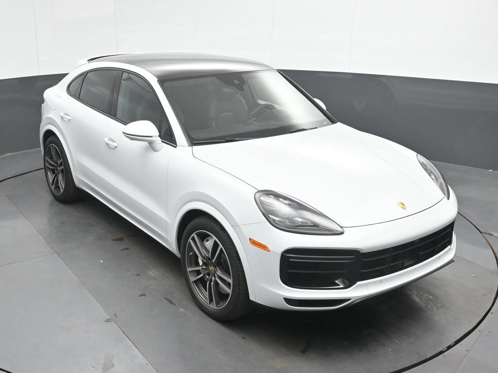 Used 2023 Porsche Cayenne Turbo AWD/4WD image 35