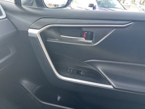 Used 2023 Toyota RAV4 XLE image 18