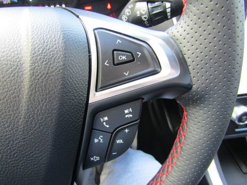 Used 2024 Ford Edge ST-Line AWD/4WD image 30