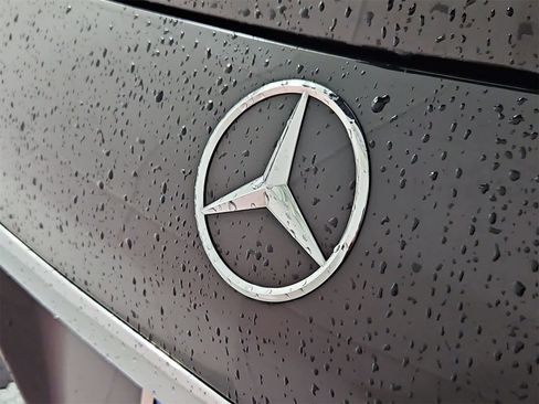 Used 2017 Mercedes-Benz GLS 550 4MATIC image 11