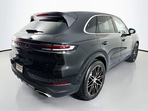 New 2026 Porsche Cayenne AWD/4WD image 9