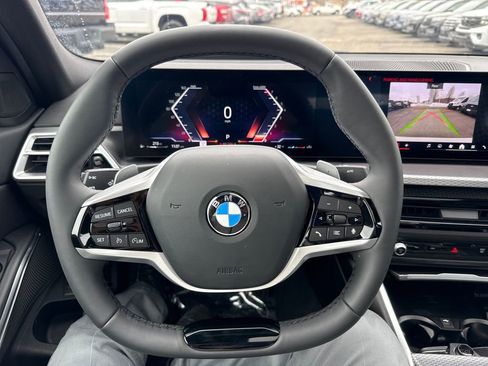 Used 2025 BMW 330i xDrive Sedan w/ Premium Package image 37