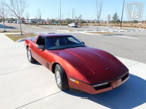 Used 1987 Chevrolet Corvette Coupe image 32