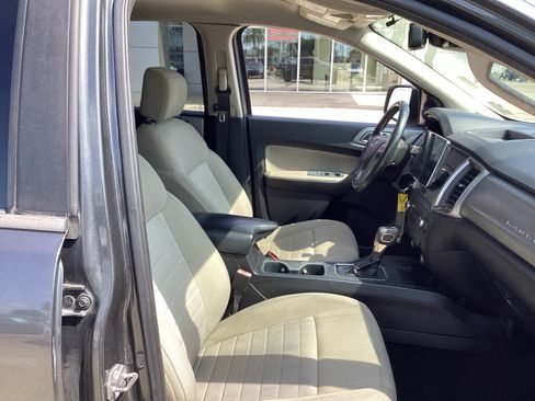 Used 2019 Ford Ranger XLT w/ Equipment Group 302A Luxury RWD image 10