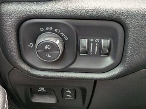 Used 2022 RAM 1500 Laramie RWD image 24