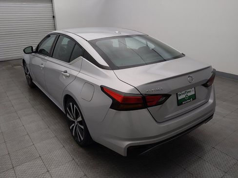 Used 2021 Nissan Altima 2.5 SR FWD image 5