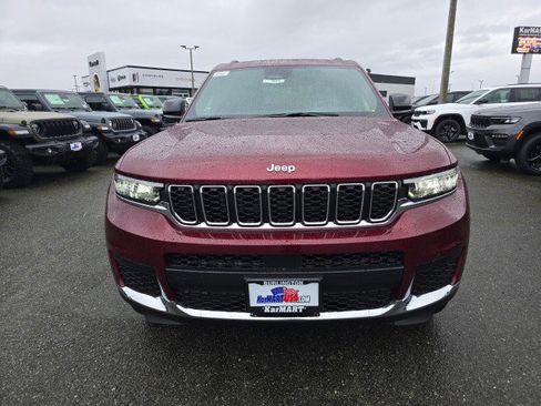 New 2026 Jeep Grand Cherokee L 4WD image 8