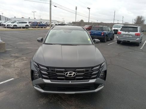 Used 2025 Hyundai Tucson SEL image 2