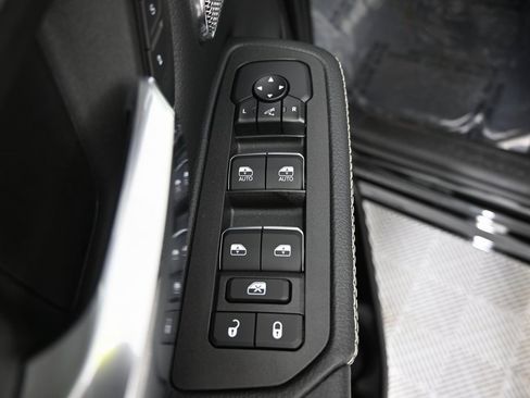 New 2026 RAM 1500 Laramie w/ Night Edition image 19