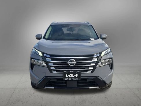 Used 2024 Nissan Rogue Platinum w/ Platinum Premium Package image 9