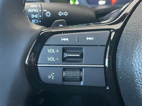 Used 2025 Honda Civic Sport image 9