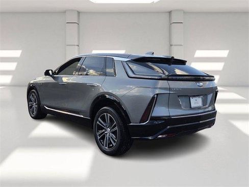 New 2026 Cadillac Lyriq Luxury image 3