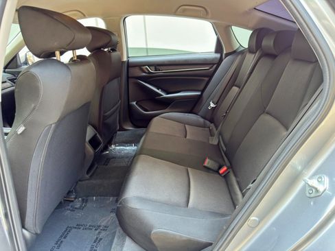 Used 2022 Honda Accord LX image 34