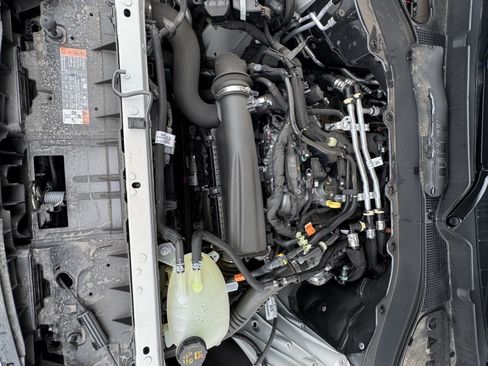 New 2026 Ford Explorer Active w/ Active Comfort Package RWD image 62