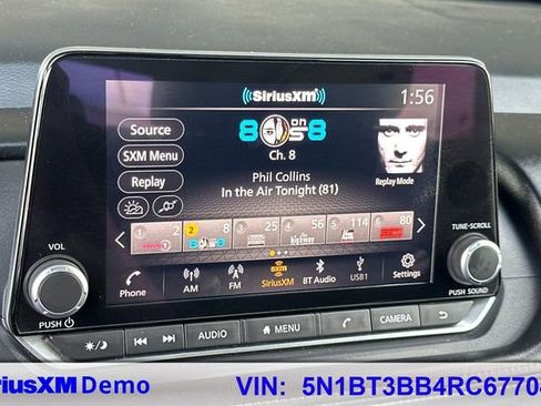 Used 2024 Nissan Rogue SV image 33