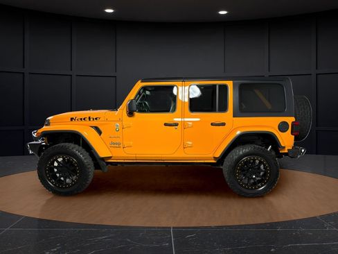 Used 2018 Jeep Wrangler Unlimited Sahara w/ Uconnect 4C Nav & Sound Group AWD/4WD image 2